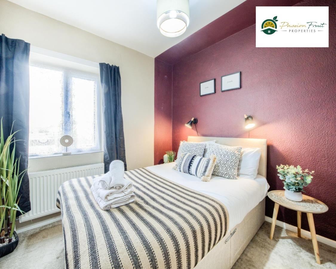3 Bedroom House With 5 Beds House By Passionfruit Properties Near Coventry City Centre - Bcc Dış mekan fotoğraf